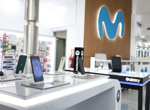 Movistar extiende alianza para venta de equipos financiados